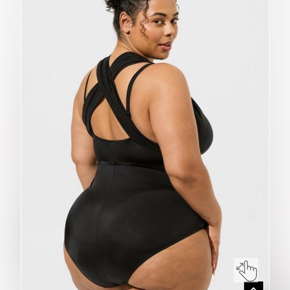 NWT Torrid Wireless Multi Way Bust Tie One Piece Swimsuit - Picture 3 of 12